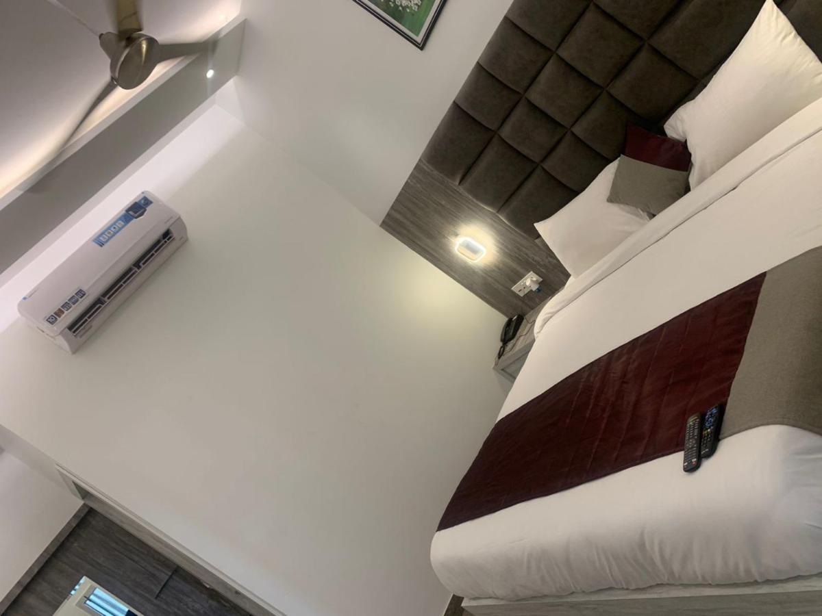 Hotel Lotus Inn Sirsa Luaran gambar